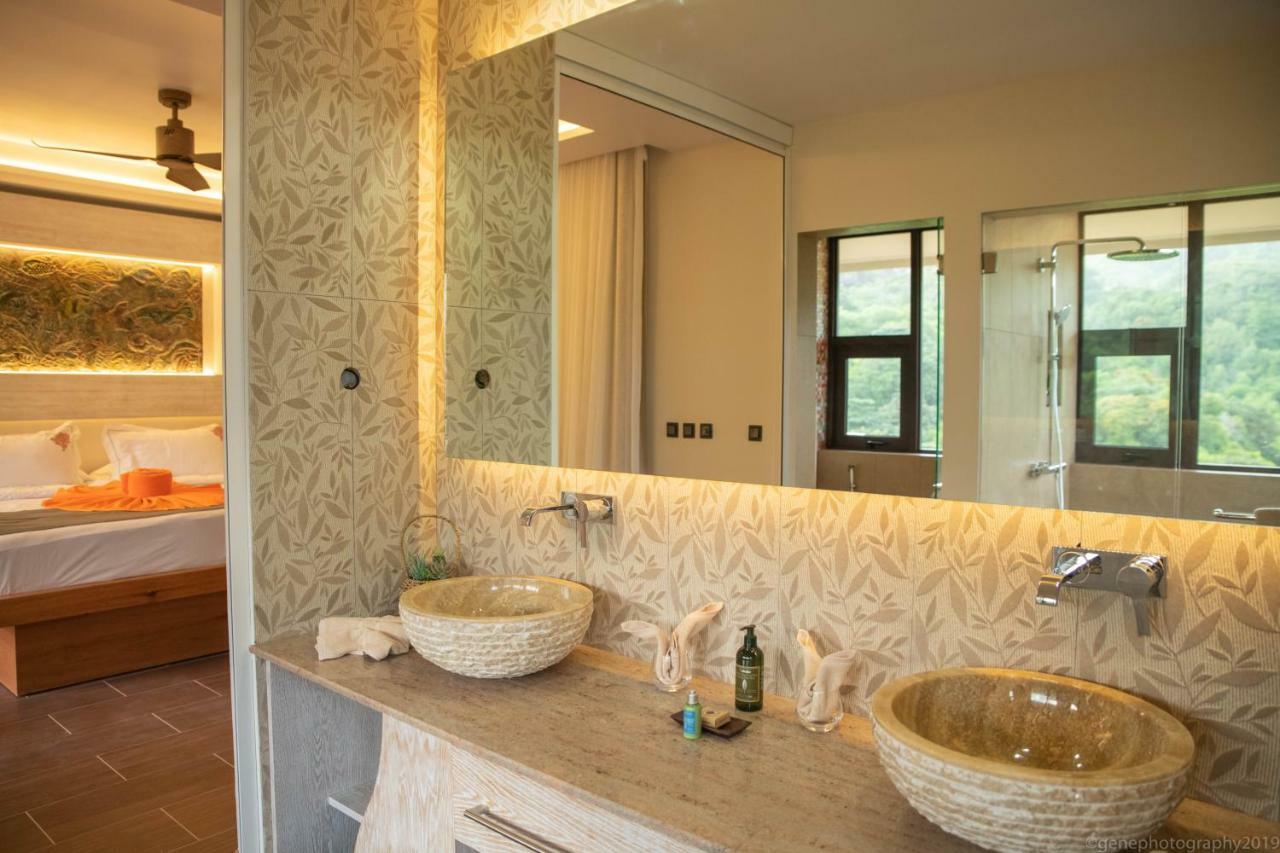 Le Duc Hillview Villas Anse Volbert Village Exteriör bild
